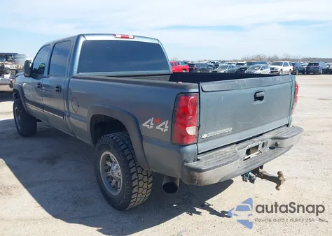 2006 Chevrolet Silverado 2500Hd Lt3 z USA, uszkodzony, nr VIN 1GCHK23D76F202573